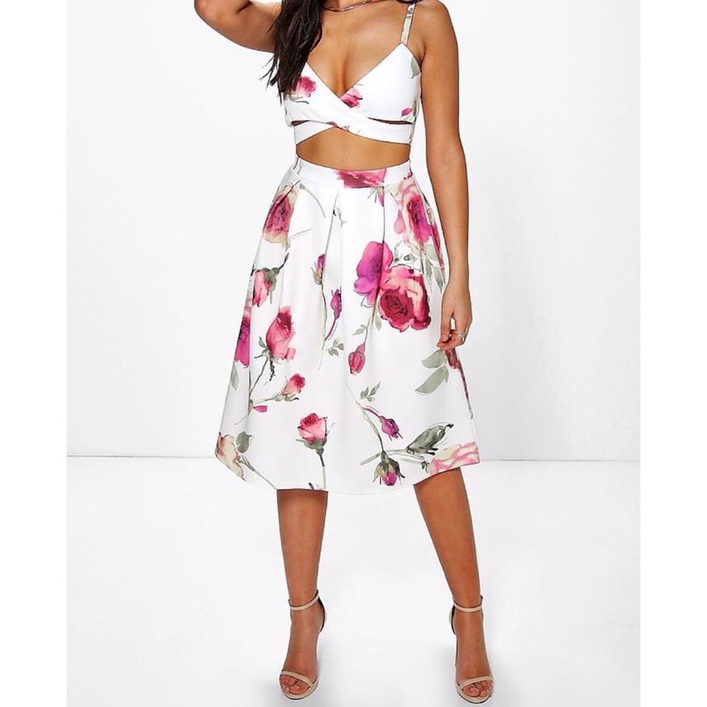 *NEW* Floral bralet and midi skirt set - Picture 1 of 3